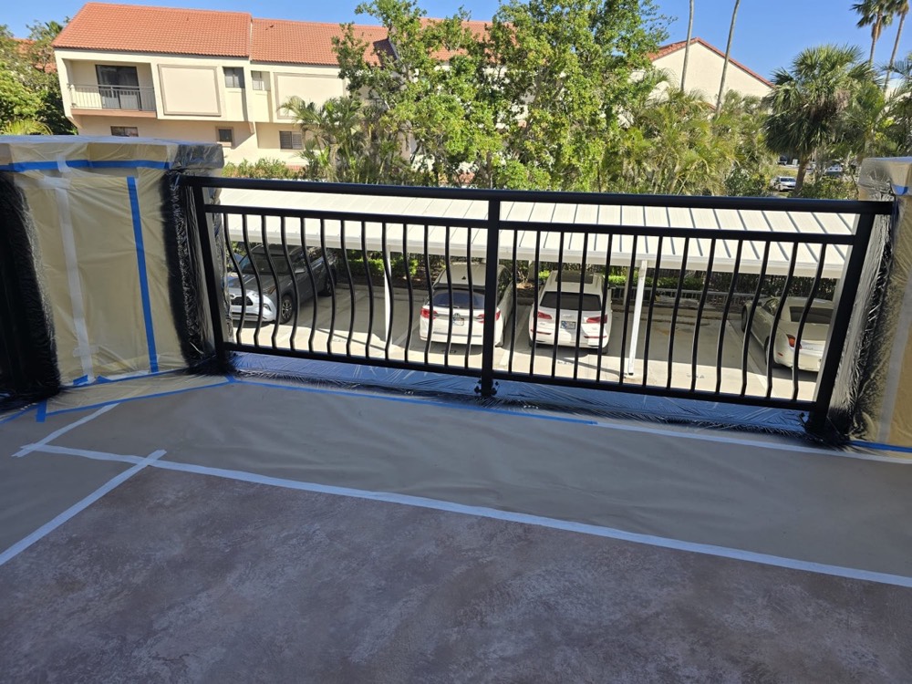 Powder-coated balcony railing