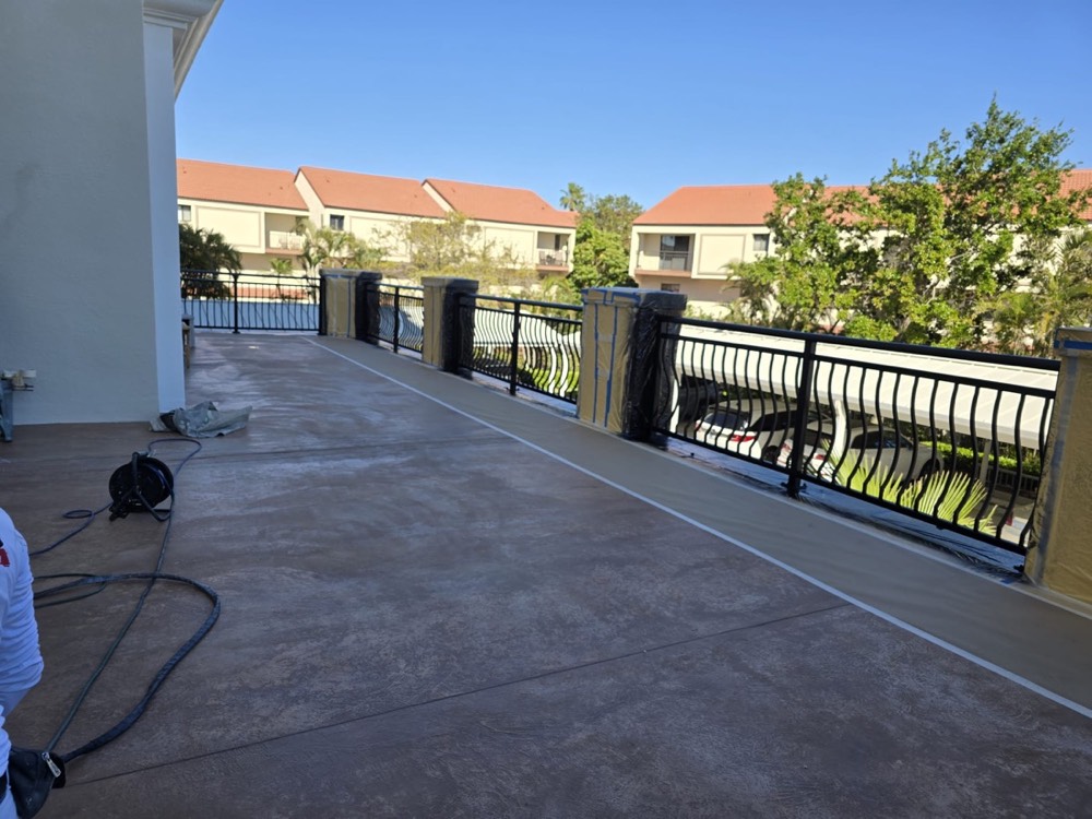 Powder-coated balcony railing