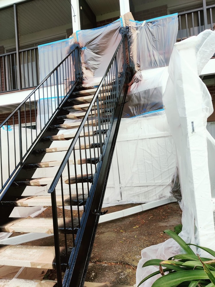 Powder-coated balcony railing
