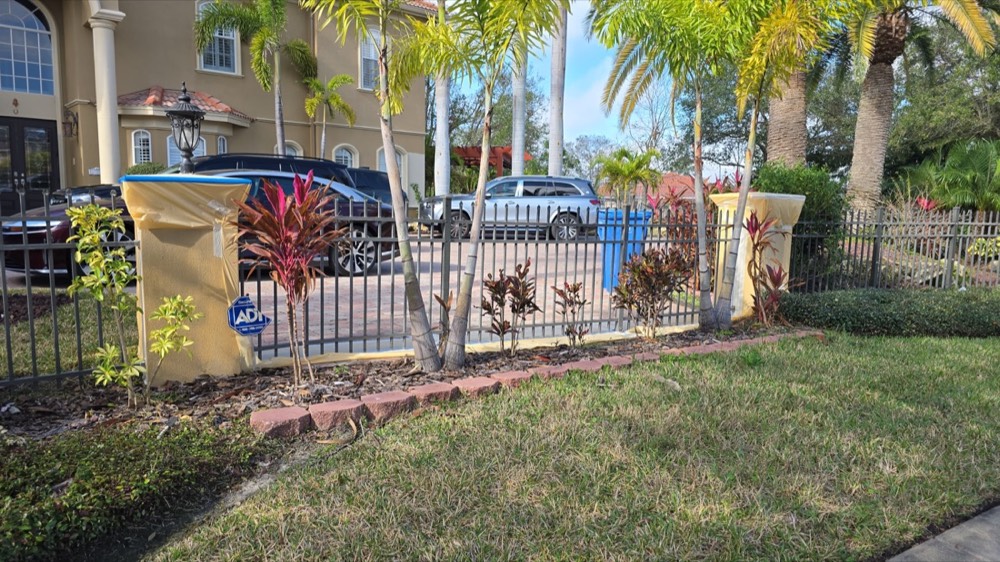 Powder-coated perimeter fencing