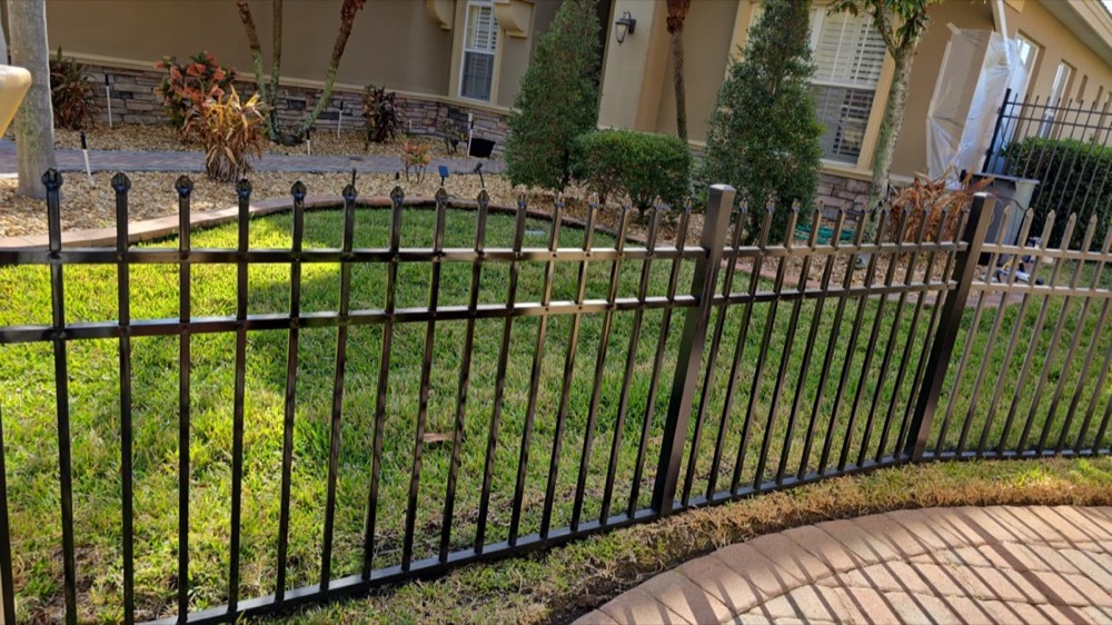 Powder-coated perimeter fencing