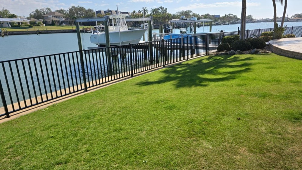 Powder-coated perimeter fencing